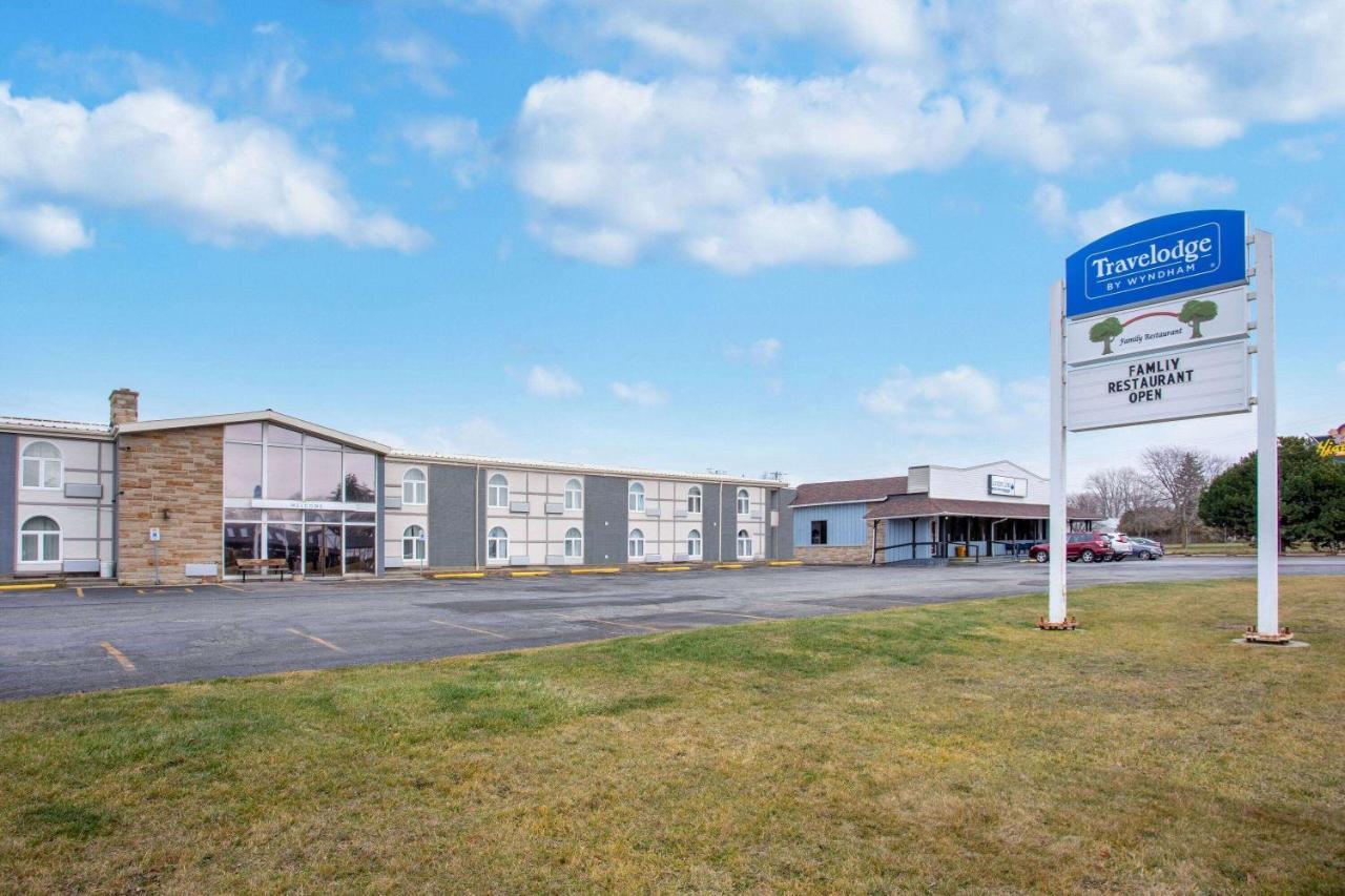 Versatile Inn Sarnia Exterior foto