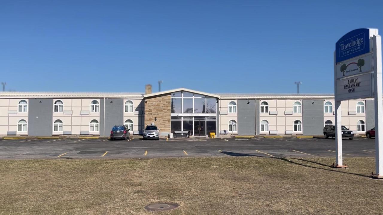 Versatile Inn Sarnia Exterior foto