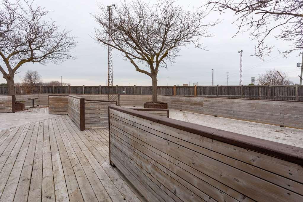 Versatile Inn Sarnia Exterior foto