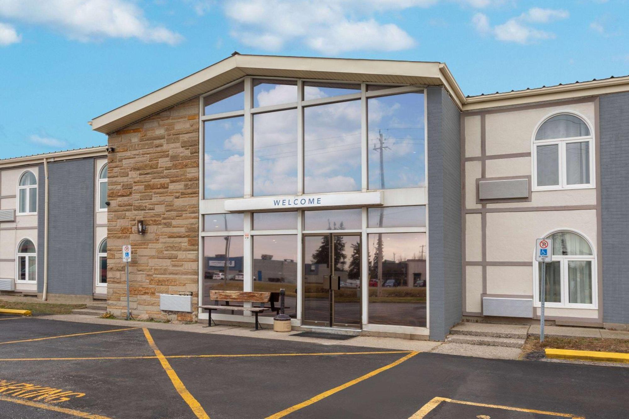 Versatile Inn Sarnia Exterior foto