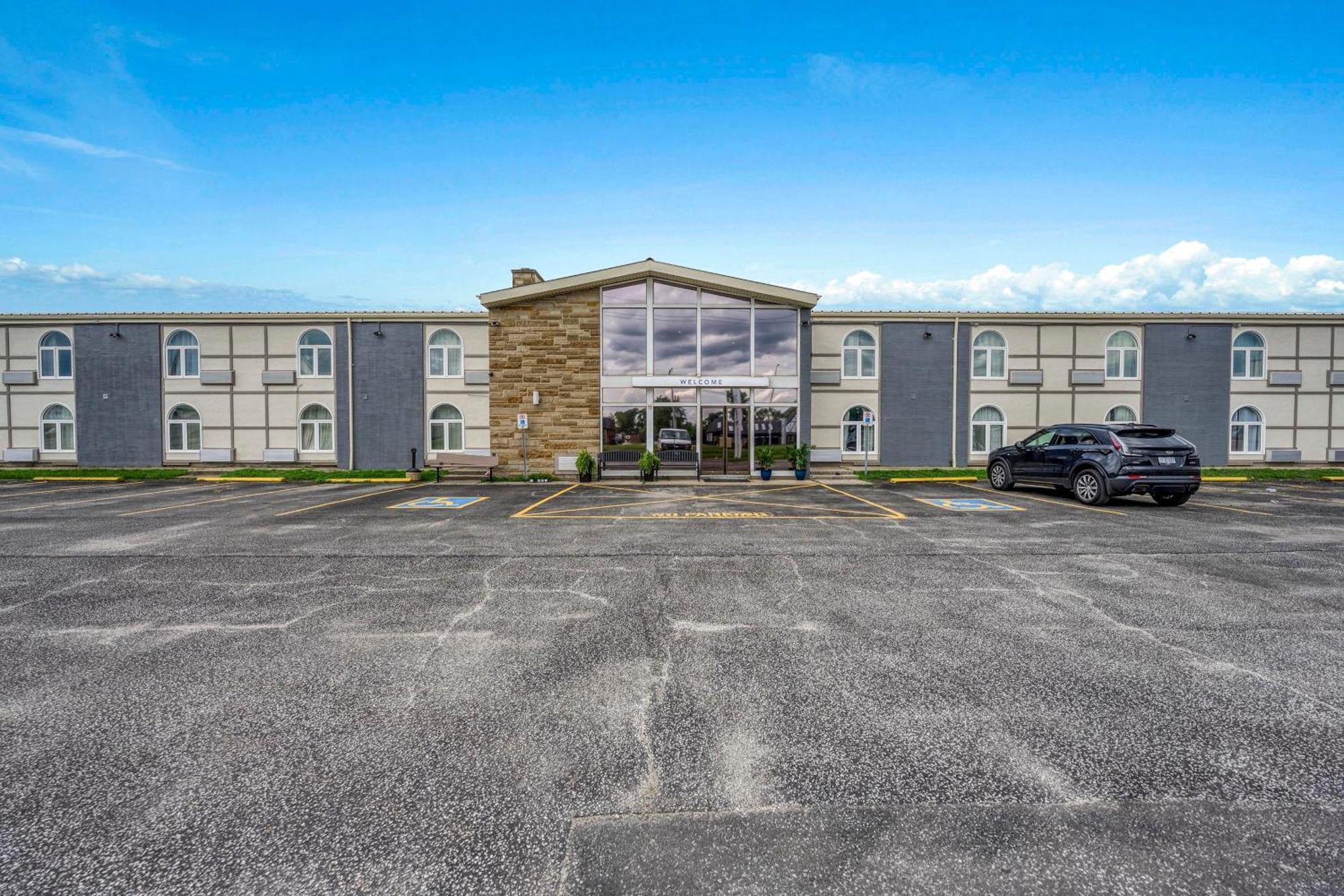 Versatile Inn Sarnia Exterior foto