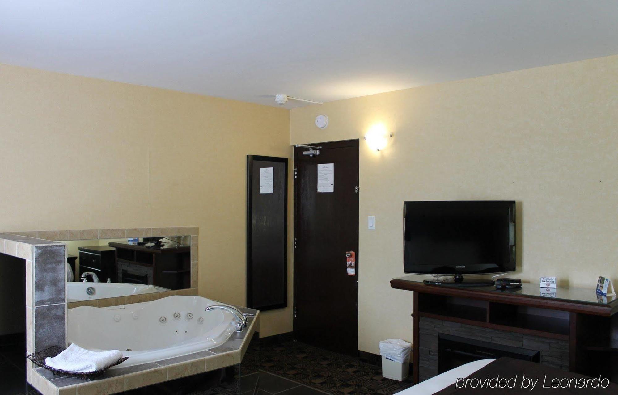 Versatile Inn Sarnia Exterior foto